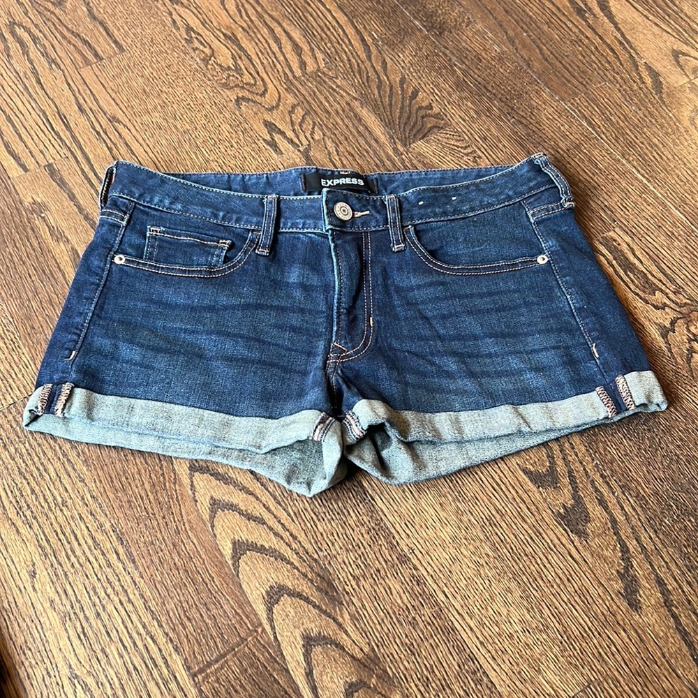 Express Dark Wash Shortie Relaxed Jean Shorts
